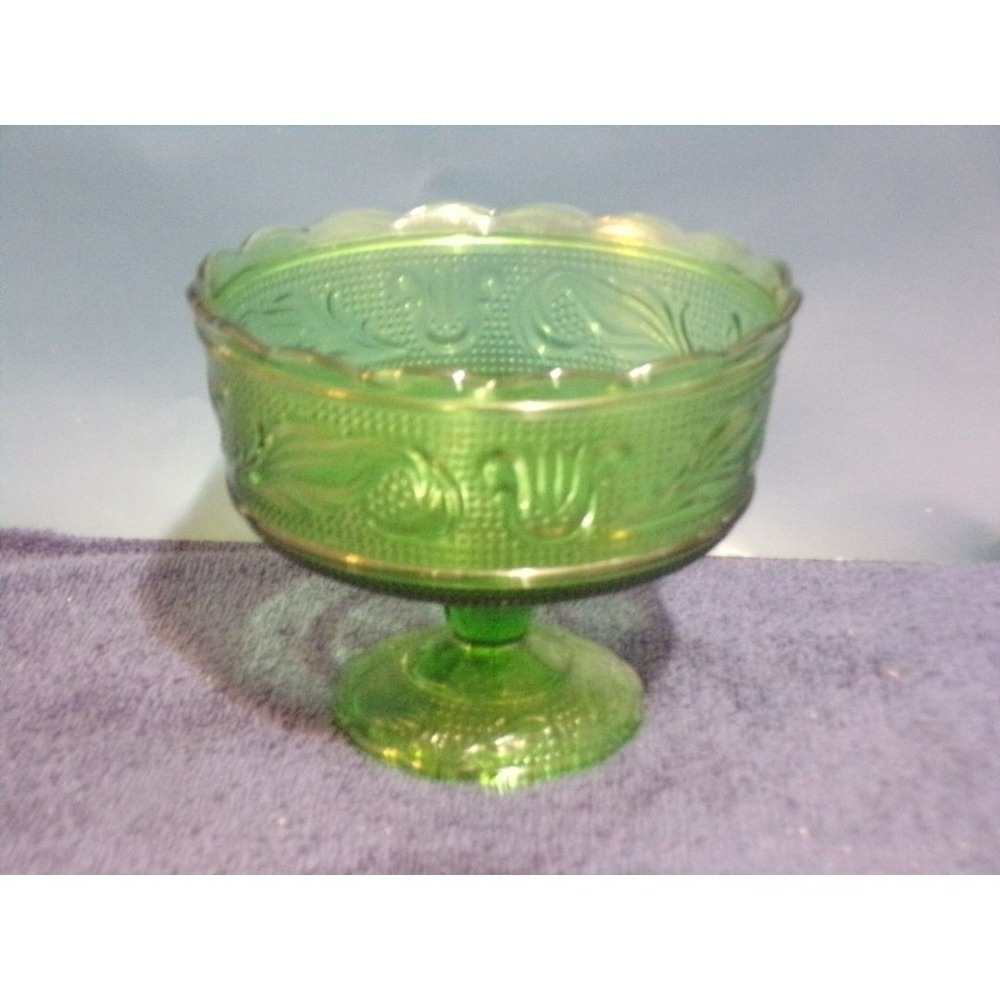 Vintage Pennsylvania Dutch Pattern by EO Brody Co M-6000 Pedestal Compote